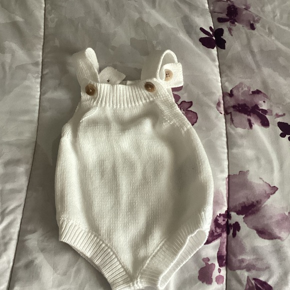 White Knit Kids One Piece Bodysuit - Picture 1 of 3